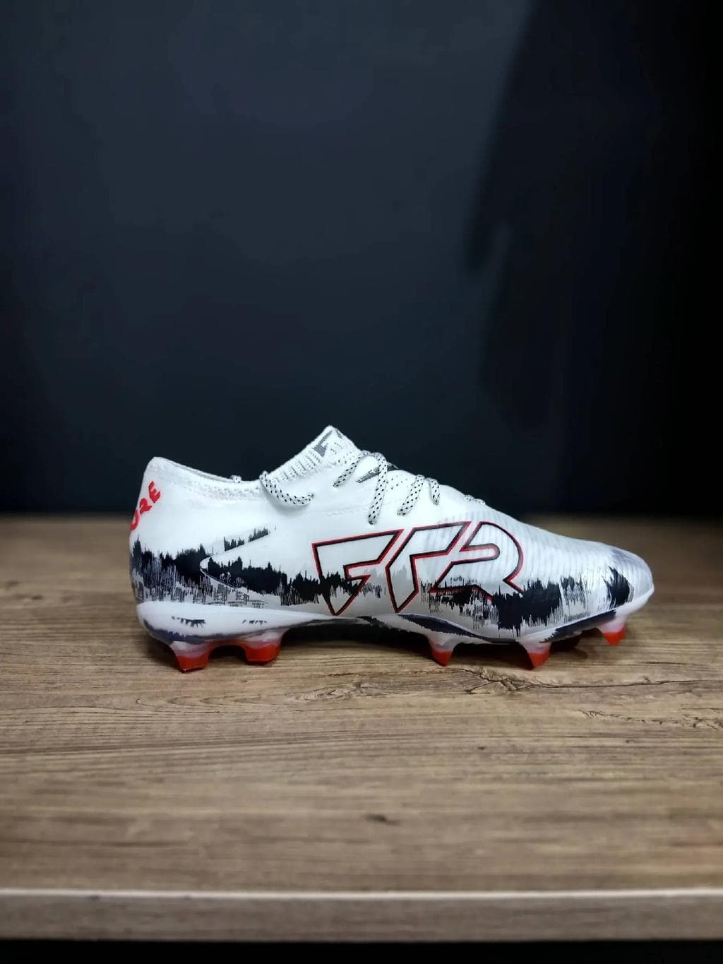 Puma Future 8FG